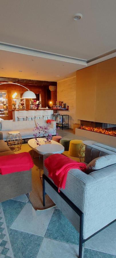 Hotel & Restaurant Figueres Parc Los Hostalets de Llers Zewnętrze zdjęcie