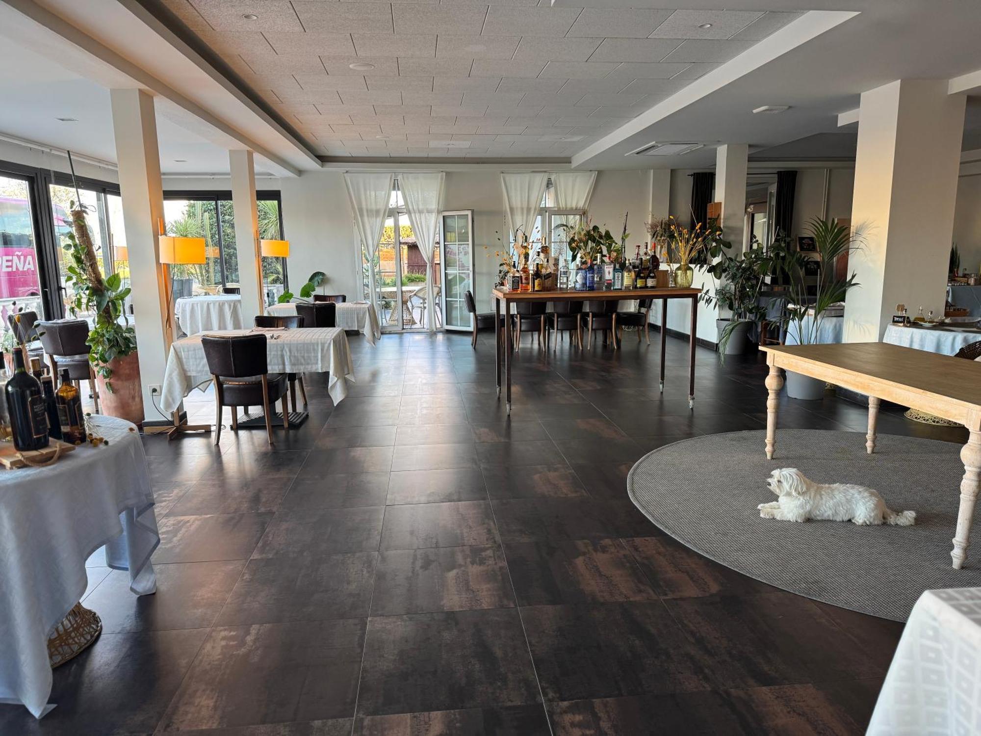 Hotel & Restaurant Figueres Parc Los Hostalets de Llers Zewnętrze zdjęcie