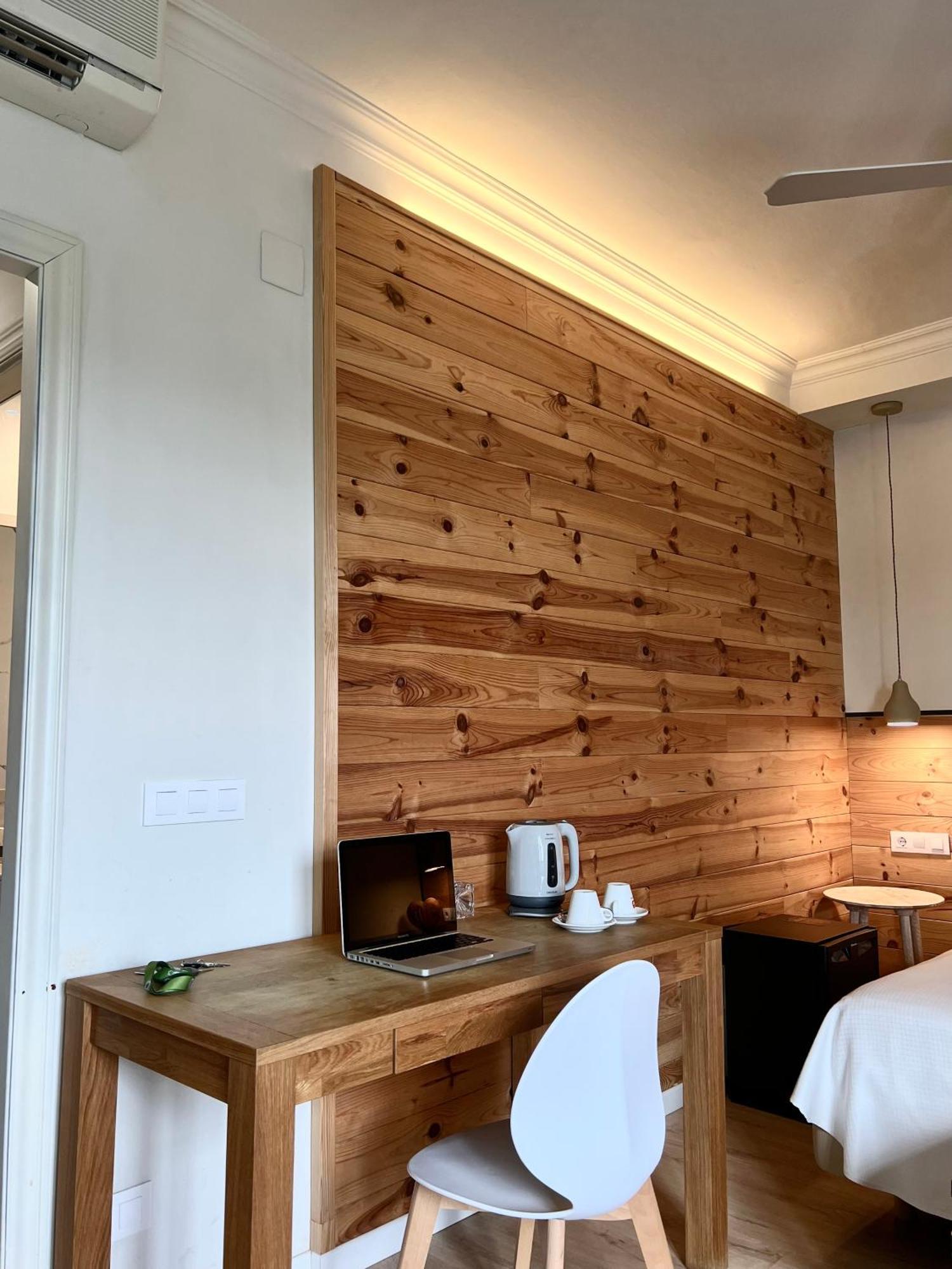 Hotel & Restaurant Figueres Parc Los Hostalets de Llers Zewnętrze zdjęcie