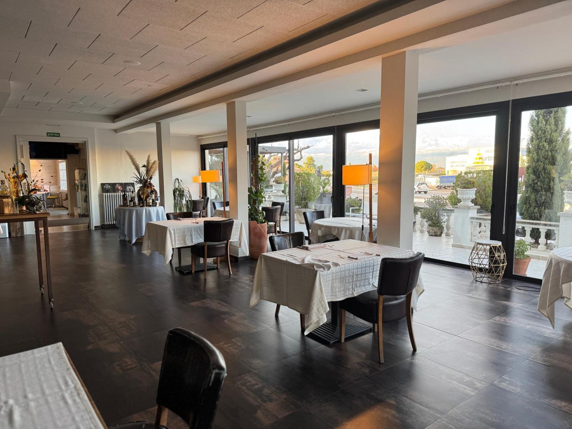 Hotel & Restaurant Figueres Parc Los Hostalets de Llers Zewnętrze zdjęcie